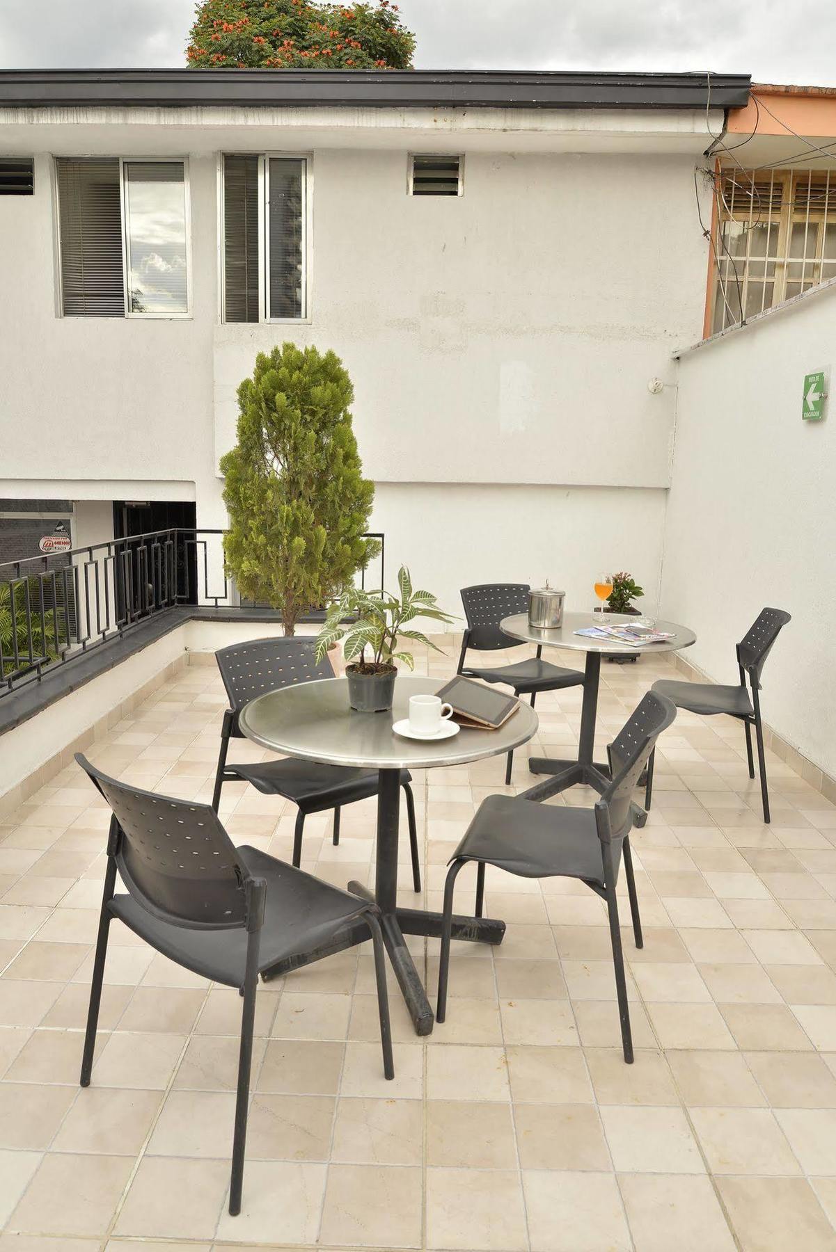 Hôtel Casa Portico à Medellín Extérieur photo